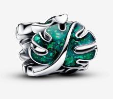  Pandora Green Monstera Leaves 793332C01 clip