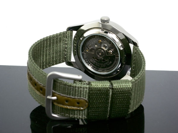 Seiko 5 Sports SNZG09J1 Automatic Uhren
